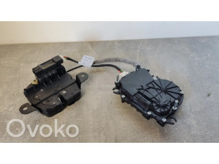 Zámek zadních dveří 7348531, 7348530   BMW 2 F46 2017