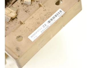 Блок предохранителей 82201FG010Z2, 82201FG010   Subaru Forester SH    