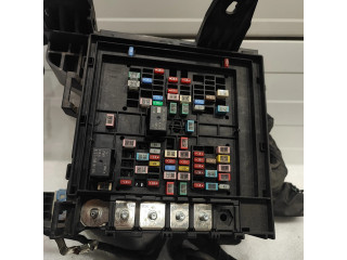 Блок предохранителей  JL3T14D068BE   Ford F150    