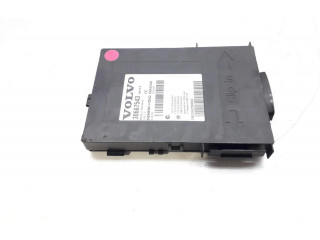 Блок управления двигателя 30667543   Volvo S80