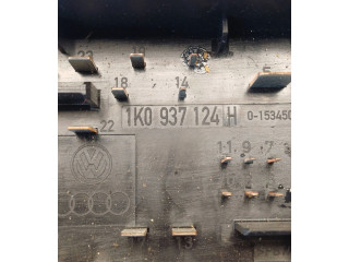 Блок предохранителей 1K0937124H Audi A3 S3 A3 Sportback 8P