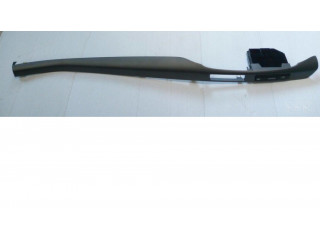 Другая деталь салона