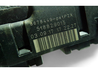 Блок предохранителей 8678449   Volvo S80    