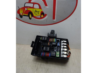 Блок предохранителей Audi A3 S3 8V