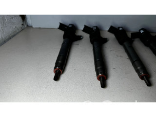 Vstřikovač 0445110320, 338002A900 Hyundai i30 pro naftový motor 1.6 D4FB