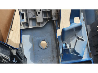 Передний бампер