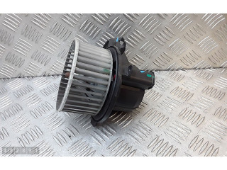 Вентилятор печки       Dacia Duster