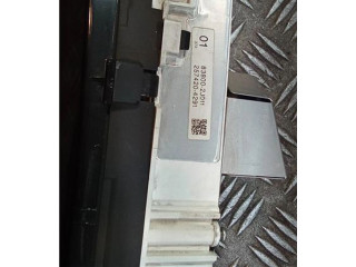 Přístrojová deska Toyota Previa (XR30, XR40) II 2006 838002J011, 2574204291