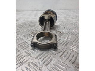 Píst 10653 Opel Vivaro