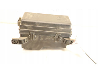 Блок предохранителей     Chevrolet Spark    