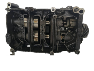 Масляный насос   03L103537, 03G115105C  Volkswagen PASSAT B7 