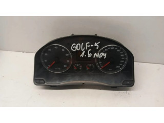 Přístrojová deska Volkswagen Golf V 2006 1K0920864A, V0010000