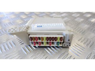 Pojistková skříňka 8267030350 Lexus GS 250 350 300H 450H 2013