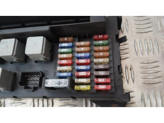 Блок предохранителей 9065450201, 501R11F06   Mercedes-Benz Sprinter W906    
