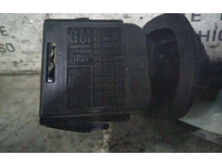 Переключатель дворников 90124931, 0090086   Opel Tigra A