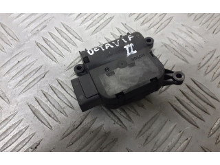 Блок комфорта 0132801345 Skoda Octavia Mk2 (1Z)