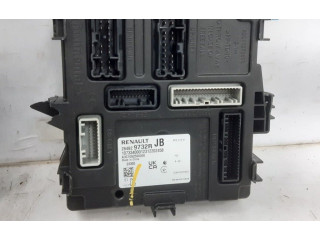 Блок управления двигателя 237100772V, 237100795V Dacia Sandero III