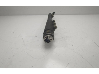 Топливная рампа 0445215023, 8699179   Volvo XC90  