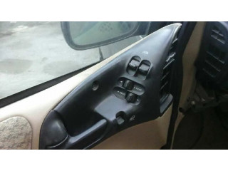 Интеркулер Chrysler Voyager 2.5