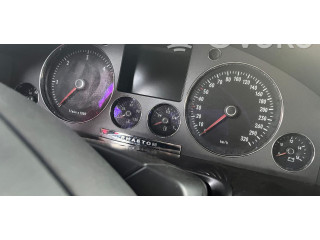 Панель приборов    Volkswagen Phaeton       