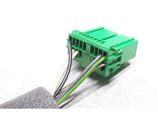 Зеркало электрическое Volvo V70 2000 - 2004 года