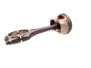 Píst Audi A4 S4 B6 8E 8H asn