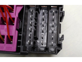 Блок предохранителей  A2135400414, 2041056730   Mercedes-Benz EQC    