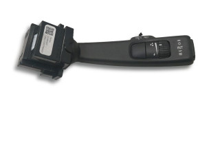 Ручка стеклоочистителей 31394007   Volvo V60