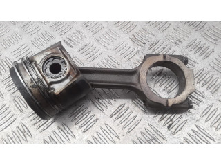 Píst B774, 939A1000   Alfa Romeo 159  pro naftový motor 1.9 939A1000 
