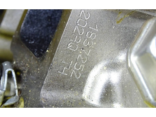 Топливная рампа 03C906036F, 03C906051H Volkswagen Golf VI