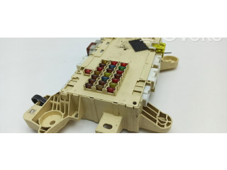 Блок предохранителей 8273050080, 0J220052 Lexus LS 430