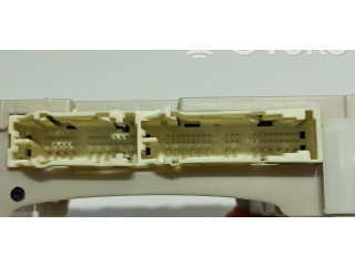 Pojistková skříňka Řídící jednotka BSM 8273052K40, 82730-52K40   Toyota Yaris 2015