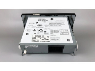 Радио/ проигрыватель CD/DVD / навигация