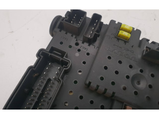 Блок предохранителей 8676391, 12217799   Volvo XC90    