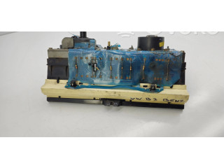 Přístrojová deska Volkswagen PASSAT B2 1987