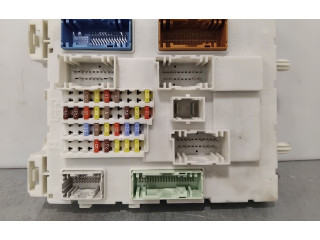 Блок предохранителей 2443670, DV6T-14A073-RN Ford Transit - Tourneo Connect