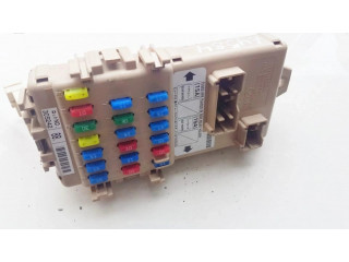 Блок предохранителей  lb100602b   Subaru Forester SG    