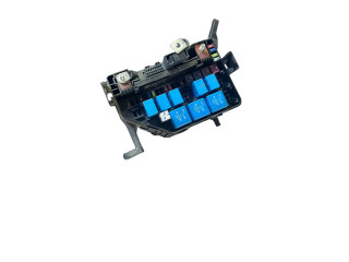 Блок предохранителей 080922 KIA Ceed