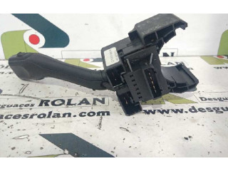 Ручка стеклоочистителей 4B0953503G   Volkswagen Passat Alltrack