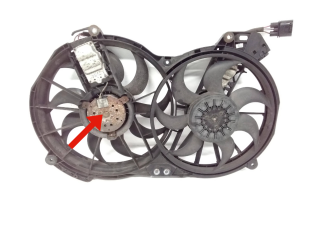 Вентилятор радиатора     4F0121003K, 0130303979    Audi A6 S6 C6 4F 