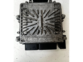 Блок управления двигателя 0281015286, P31303388 Volvo S80