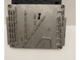 Блок управления двигателя 0281010319, 08677708   Volvo V70