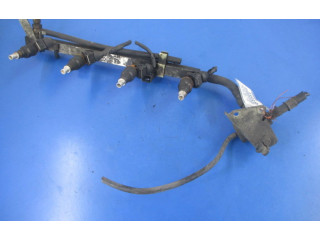 Vstřikovací lišta Saab 9000 CD ---