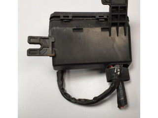 Блок предохранителей  9128234   Volvo 960    