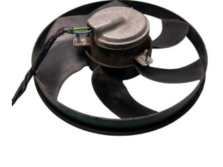 Вентилятор радиатора         Nissan Vanette 