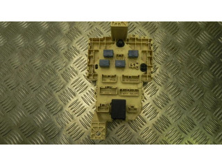 Блок предохранителей 3677051K01, K855 Vauxhall Agila B