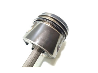  Поршень с шатуном    Volkswagen Golf Cross  