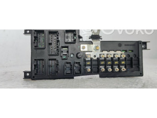Блок предохранителей 8637841   Volvo V70    