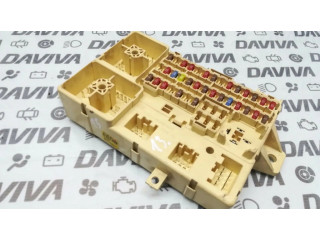 Блок предохранителей 6R8T-14A067-AA, 0622051 Jaguar S-Type