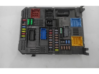 Блок предохранителей Sinreferencia Citroen C3 Aircross